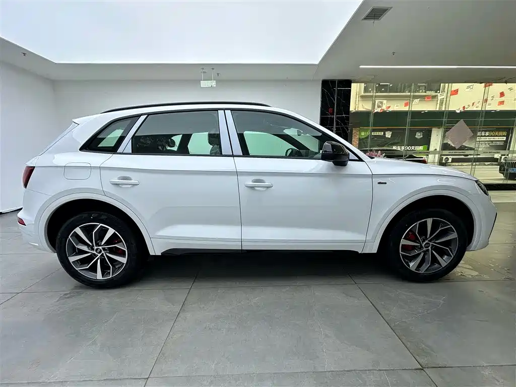 Audi Audi Q5L 2024 40 TFSI Luxury Dynamic Edition 2026 - thumbnail 25