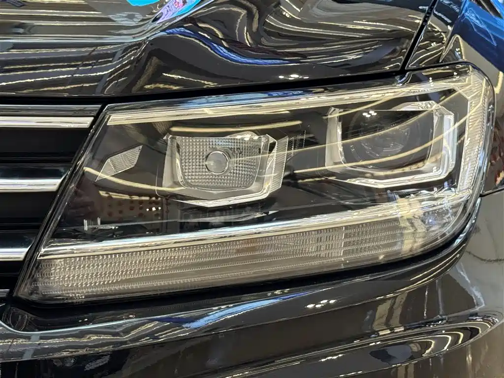 Volkswagen Volkswagen Tiguan L 2021 330TSI Auto FWD Zhixiang Edition 2021 - thumbnail 9