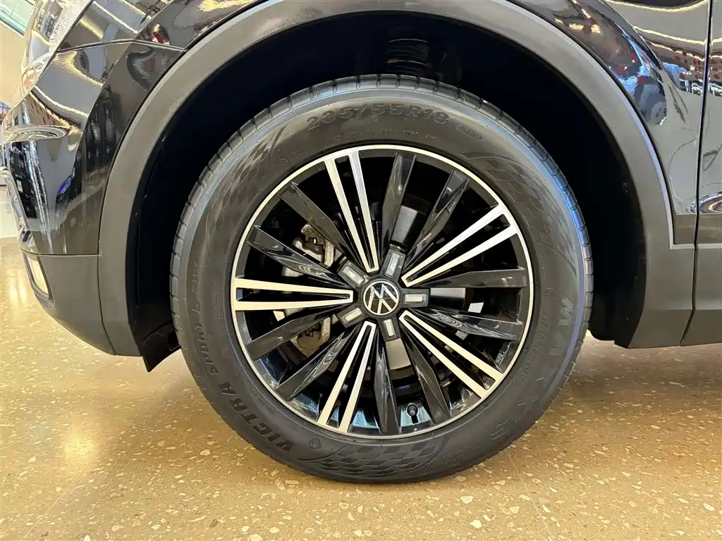 Volkswagen Volkswagen Tiguan L 2021 330TSI Auto FWD Zhixiang Edition 2021 - thumbnail 11
