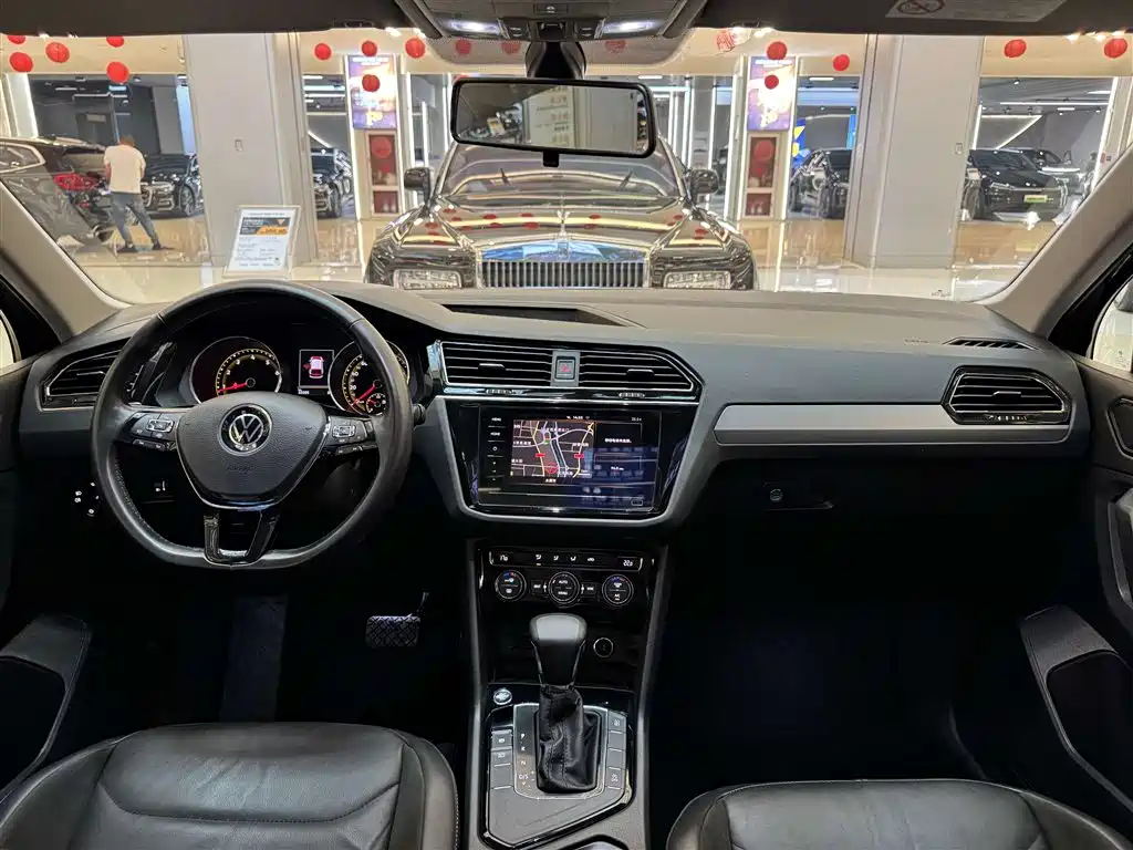 Volkswagen Volkswagen Tiguan L 2021 330TSI Auto FWD Zhixiang Edition 2021 - thumbnail 21