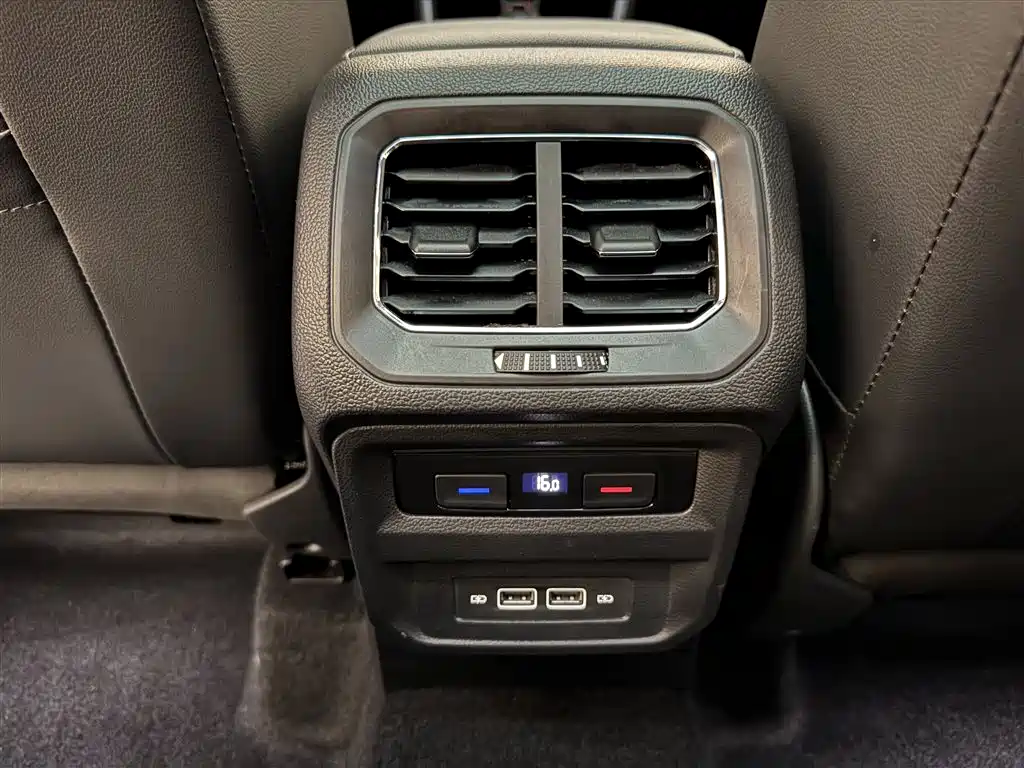 Volkswagen Volkswagen Tiguan L 2021 330TSI Auto FWD Zhixiang Edition 2021 - thumbnail 22