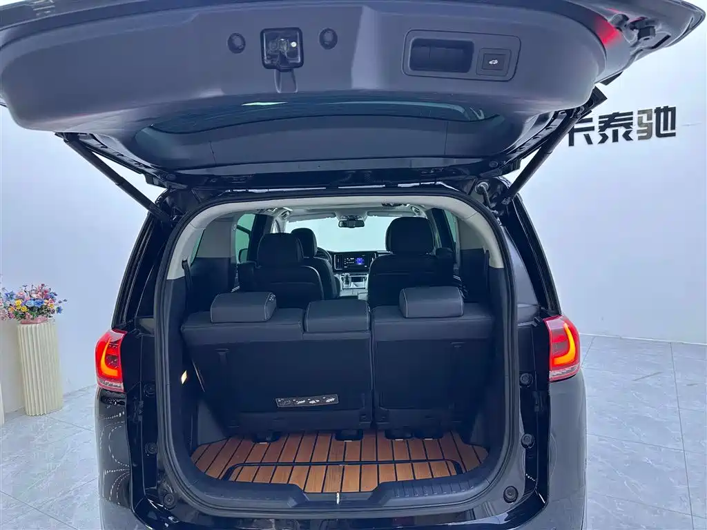 GAC Trumpchi GAC Trumpchi M8 2021 Lingxiu Series 390T Supreme Welfare Edition 2022 - thumbnail 4