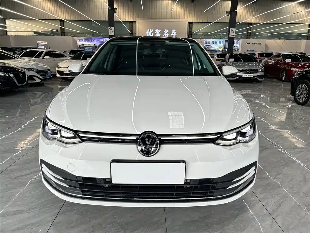 Volkswagen Golf 2023 Facelift 280TSI DSG Pro 2024 - thumbnail 3