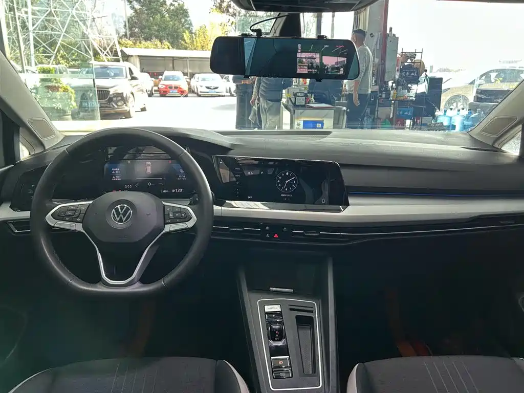 Volkswagen Golf 2023 Facelift 280TSI DSG Pro 2024 - thumbnail 8