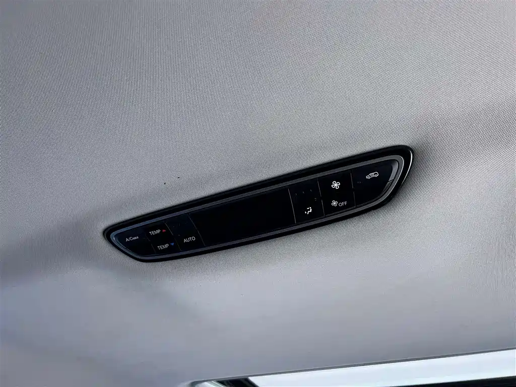 GAC Trumpchi GAC Trumpchi M8 2023 Lingxiu Series 390T Luxury Edition 2022 - thumbnail 24
