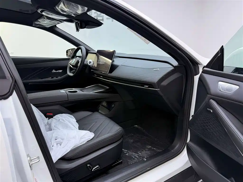 Deepal Auto Deepal SL03 2025 Facelift EREV Elite 2026 - thumbnail 19