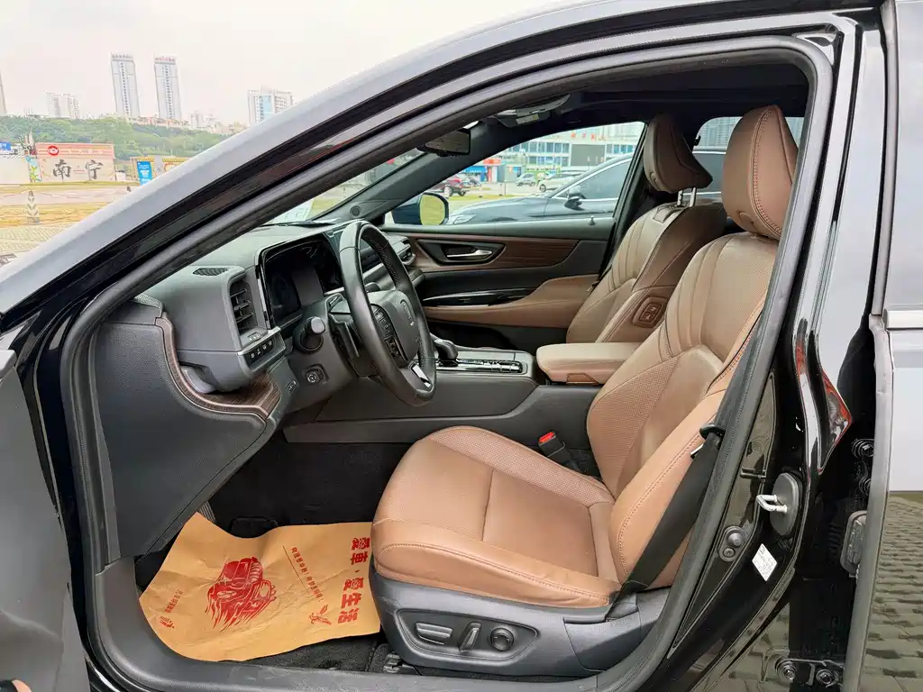 Toyota Crown Import 2024 2.5L Supreme Edition 2024 - thumbnail 14