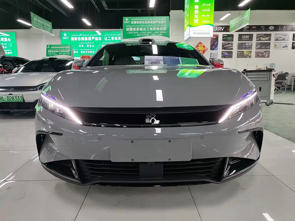 BYD BYD Han 2025 EV 701km LiDAR Smart Driving Edition 2025 - thumbnail 2