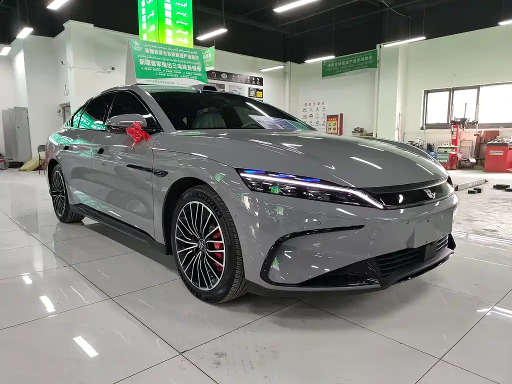 BYD BYD Han 2025 EV 701km LiDAR Smart Driving Edition 2025 - thumbnail 3