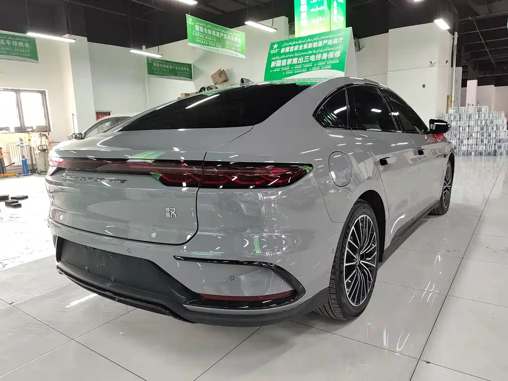 BYD BYD Han 2025 EV 701km LiDAR Smart Driving Edition 2025 - thumbnail 8