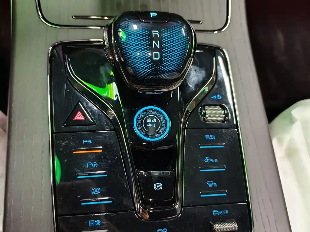 BYD BYD Han 2025 EV 701km LiDAR Smart Driving Edition 2025 - thumbnail 12