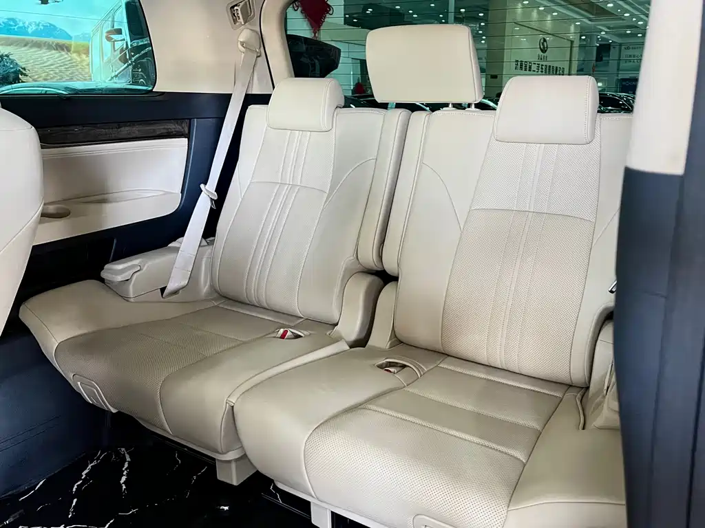 Toyota Toyota Alphard 2021 Hybrid 2.5L Premium 2023 - thumbnail 11