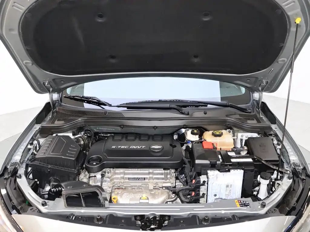 Chevrolet Chevrolet Monza 2023 1.5L DCT Yuexiang Edition 2023 - thumbnail 3