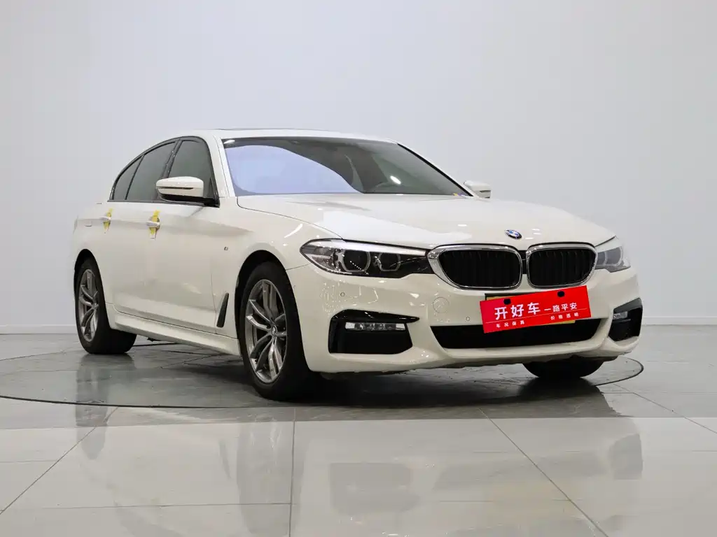 BMW BMW 5 Series (Import) 2018 525i M Sport Package 2018 - thumbnail 3