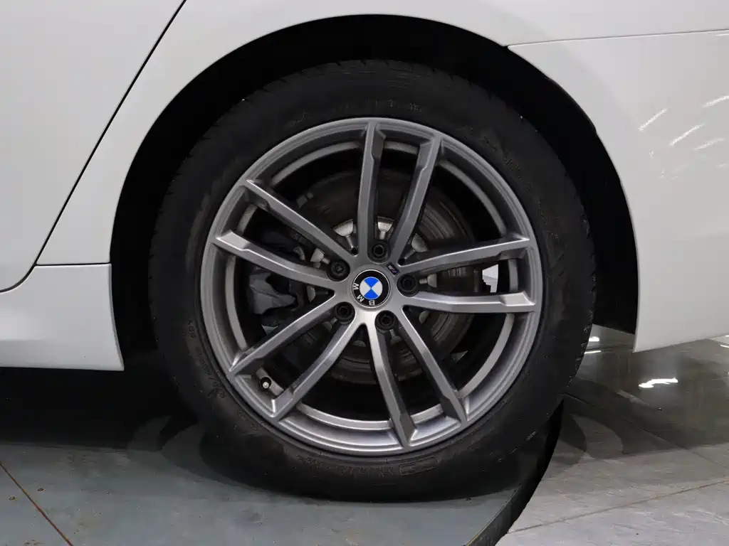 BMW BMW 5 Series (Import) 2018 525i M Sport Package 2018 - thumbnail 13