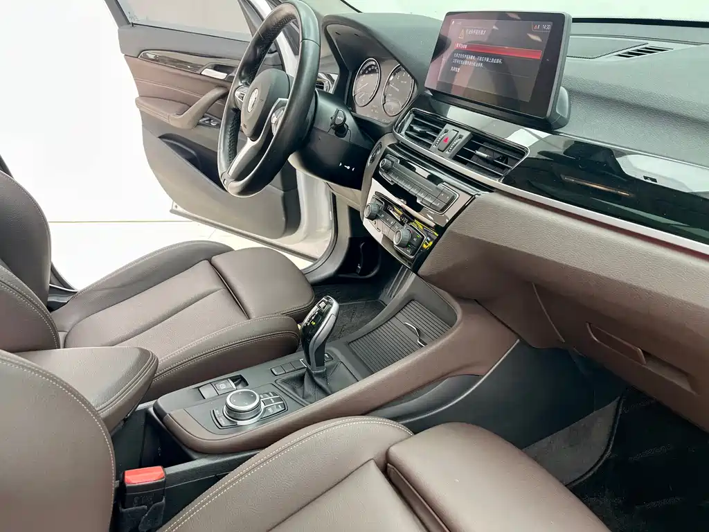 BMW BMW X1 2021 sDrive25Li Leading Edition 2021 - thumbnail 15