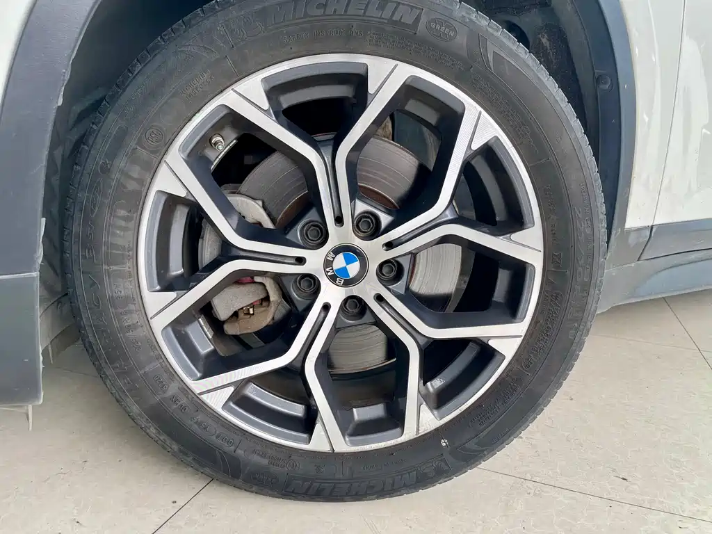 BMW BMW X1 2021 sDrive25Li Leading Edition 2021 - thumbnail 23