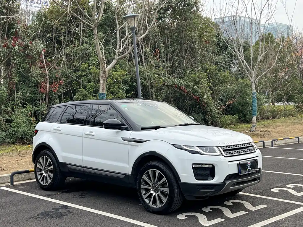 Land Rover 揽胜极光 2018款 240PS SE 智耀版 2019 - thumbnail 3