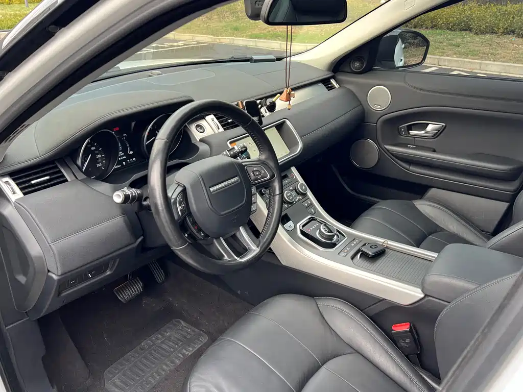 Land Rover 揽胜极光 2018款 240PS SE 智耀版 2019 - thumbnail 6