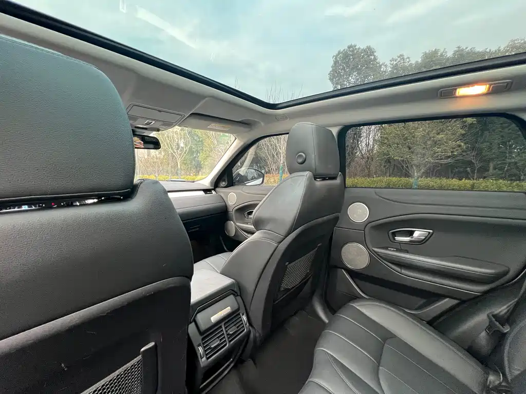Land Rover 揽胜极光 2018款 240PS SE 智耀版 2019 - thumbnail 8