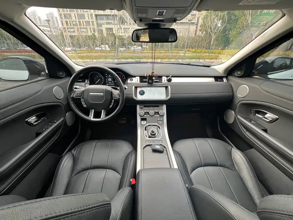 Land Rover 揽胜极光 2018款 240PS SE 智耀版 2019 - thumbnail 9
