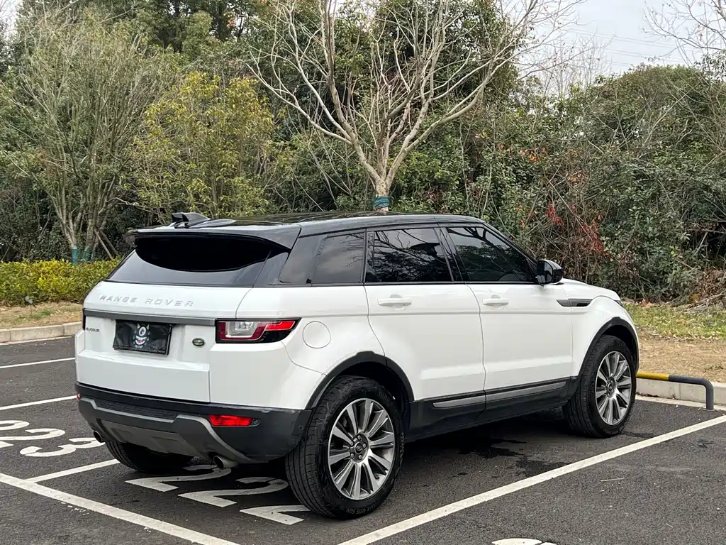 Land Rover 揽胜极光 2018款 240PS SE 智耀版 2019 - thumbnail 15