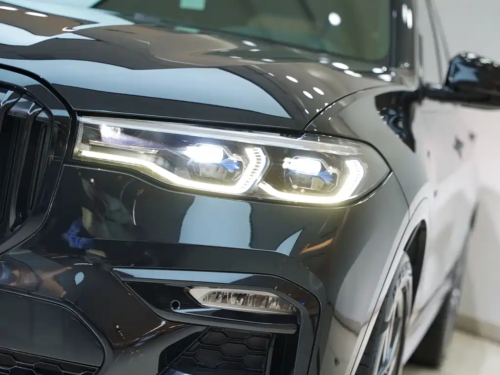 BMW BMW X7 2020 xDrive40i M Sport Package 2020 - thumbnail 7