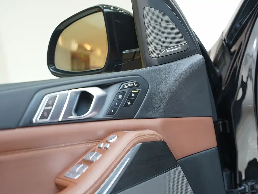 BMW BMW X7 2020 xDrive40i M Sport Package 2020 - thumbnail 17