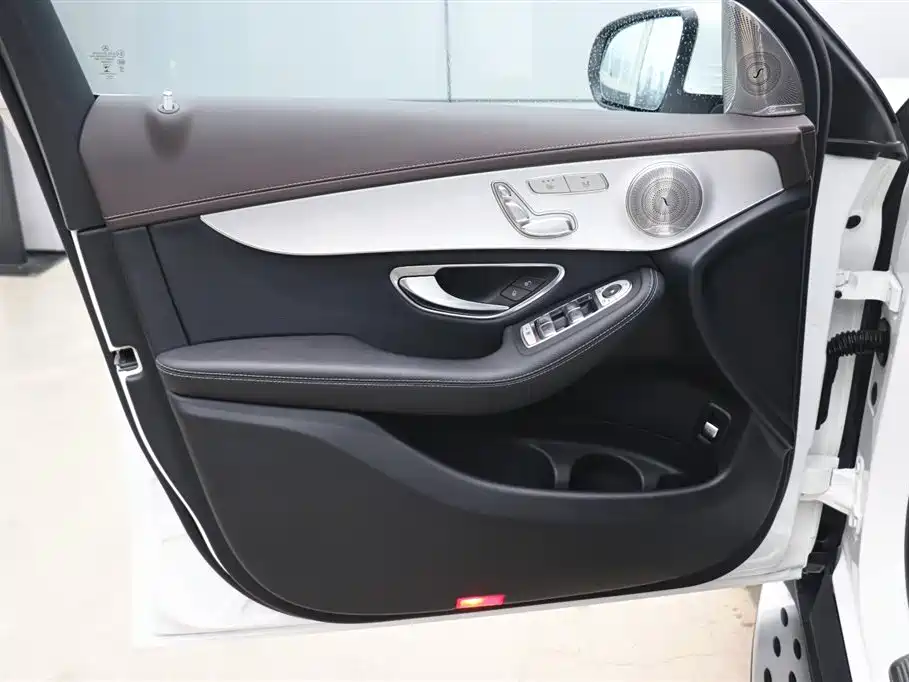 Mercedes-Benz Mercedes-Benz GLC 260 L 4MATIC Dynamic 2021 - thumbnail 10