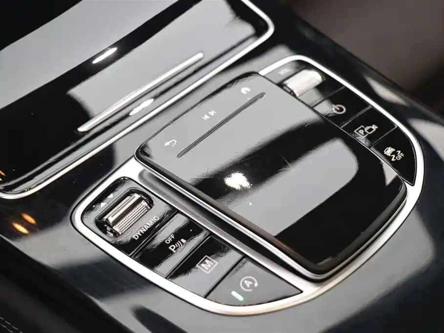 Mercedes-Benz Mercedes-Benz GLC 260 L 4MATIC Dynamic 2021 - thumbnail 15