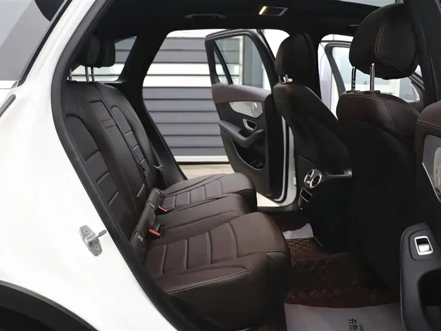 Mercedes-Benz Mercedes-Benz GLC 260 L 4MATIC Dynamic 2021 - thumbnail 26
