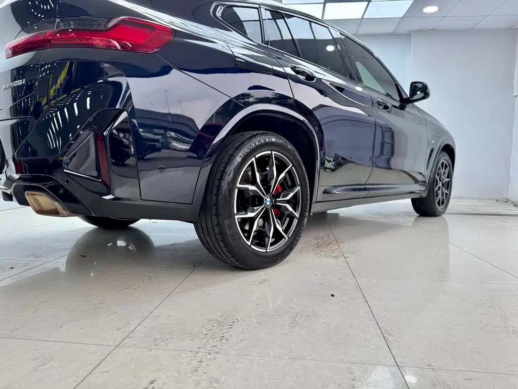 BMW BMW X4 2022 xDrive 25i M Sport Package 2022 - thumbnail 23