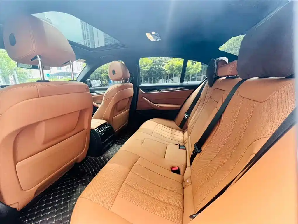 BMW 2022 BMW 5 Series (Import) Facelift 525i M Sport Package 2023 - thumbnail 15
