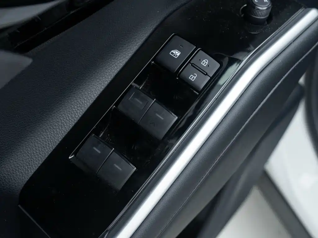 Toyota 2024 Highlander 2.5L HEV FWD Elite 7-Seater 2025 - thumbnail 11