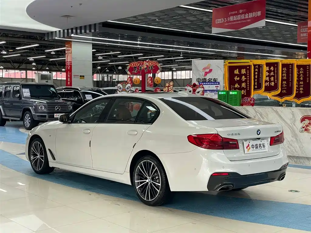 BMW BMW 5 Series 2019 Facelift 530Li Leading Edition M Sport Package 2019 - thumbnail 5
