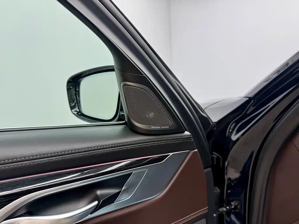 BMW 2021 BMW 7 Series 730Li M Sport Package 2021 - thumbnail 9