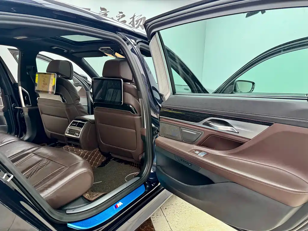 BMW 2021 BMW 7 Series 730Li M Sport Package 2021 - thumbnail 12