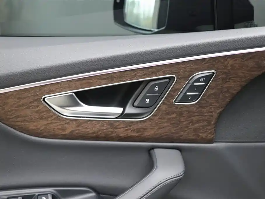 Audi Audi Q7 2023 55 TFSI quattro S line 2023 - thumbnail 11