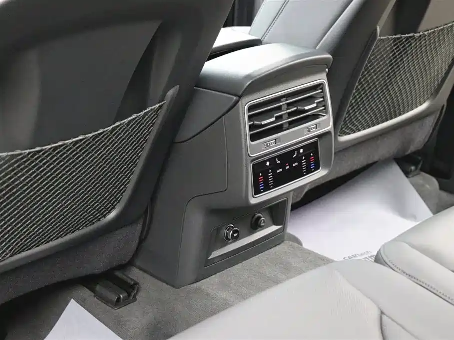 Audi Audi Q7 2023 55 TFSI quattro S line 2023 - thumbnail 22