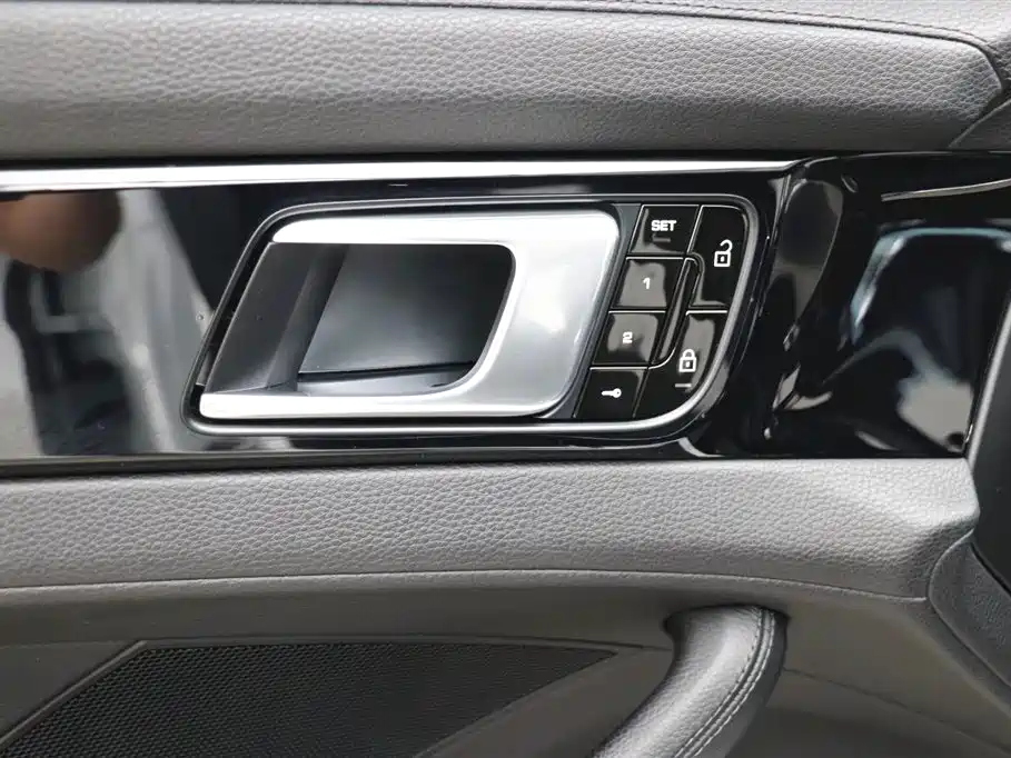 Porsche 2019 Porsche Panamera Executive LWB 2.9T 2019 - thumbnail 13