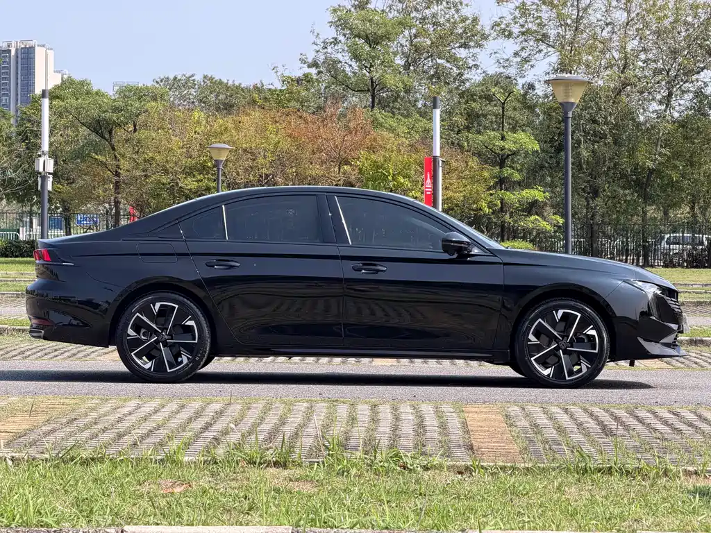 Peugeot Peugeot 508L 2023 400THP 2023 - thumbnail 10