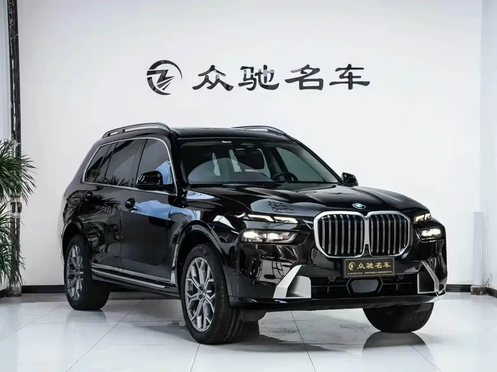 BMW BMW X7 2023 xDrive40i Leading Edition Luxury Package 2023 - thumbnail 3