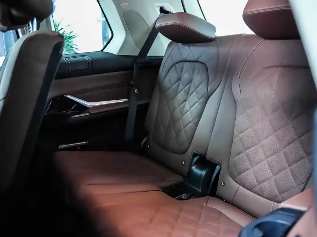 BMW BMW X7 2023 xDrive40i Leading Edition Luxury Package 2023 - thumbnail 5