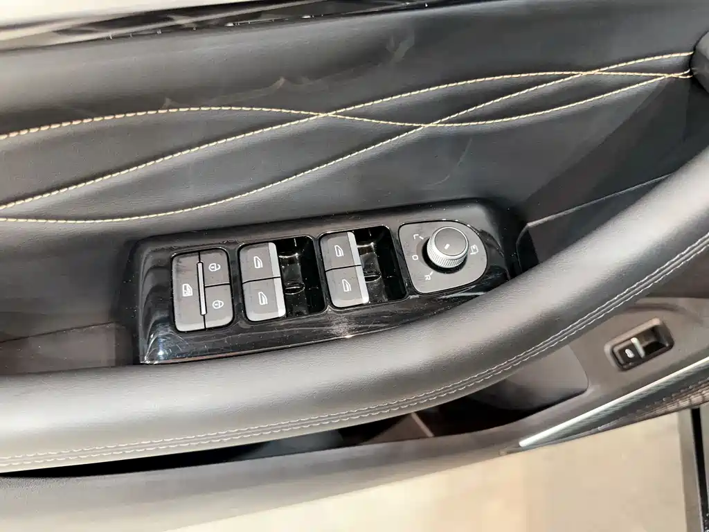 Geely Auto Geely Monjaro 2024 2.0TD DCT EVO FWD Changfeng Edition 2025 - thumbnail 9