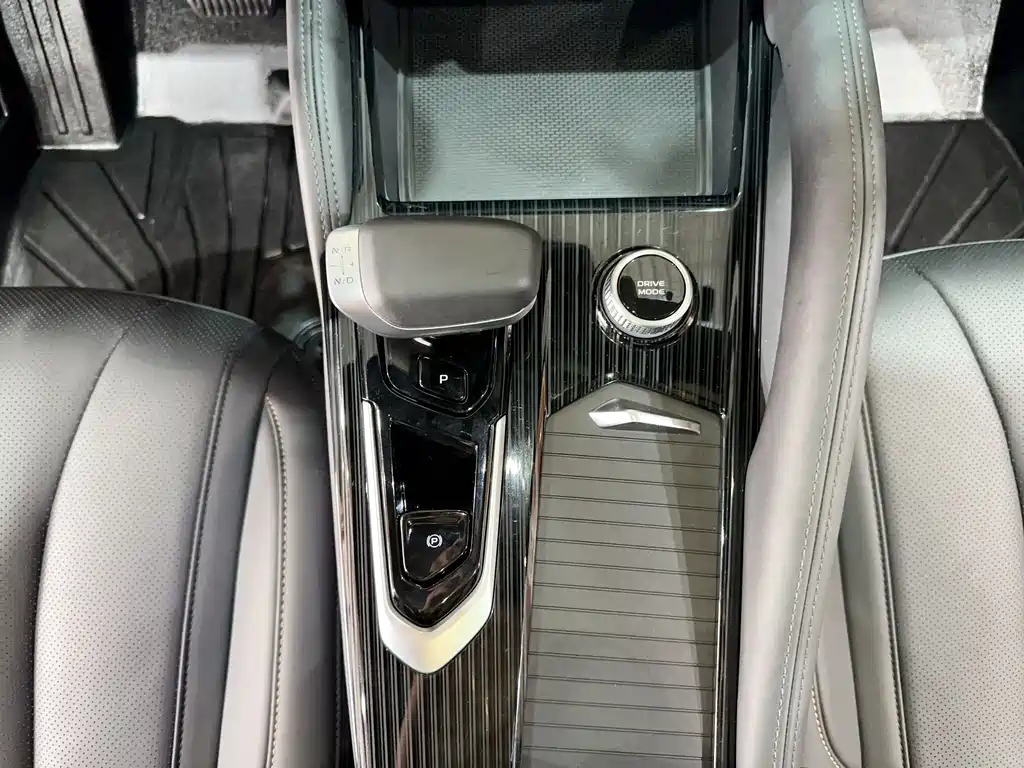 Geely Auto Geely Monjaro 2024 2.0TD DCT EVO FWD Changfeng Edition 2025 - thumbnail 24