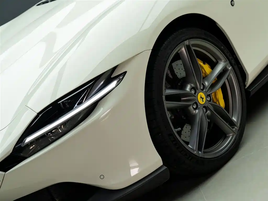 Ferrari Roma 2020 3.9T V8 2021 - thumbnail 3