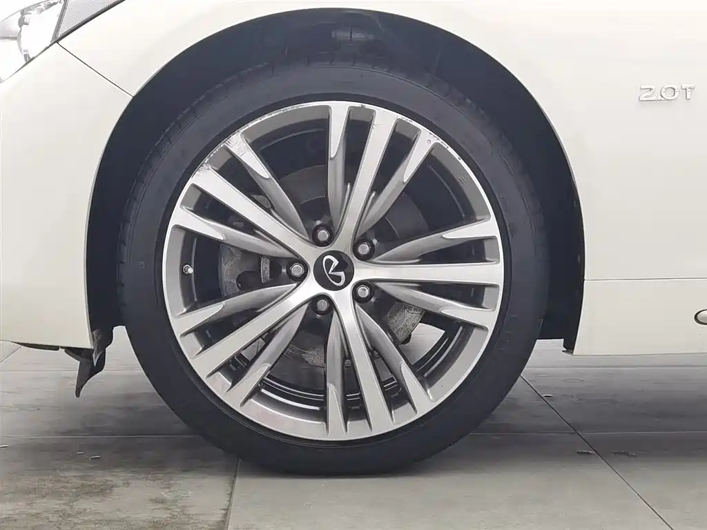 Infiniti Infiniti Q50L 2.0T Yixiang Edition 2023 - thumbnail 17