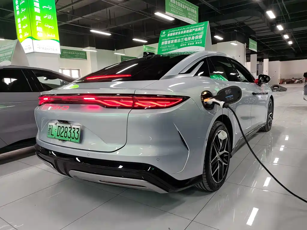 BYD BYD Han L 2025 EV AWD LiDAR Flagship Edition 2025 - thumbnail 9