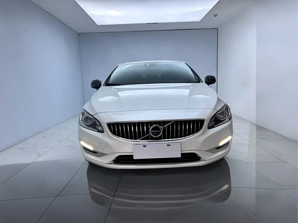 Volvo Volvo S60L T3 2018 - thumbnail 2