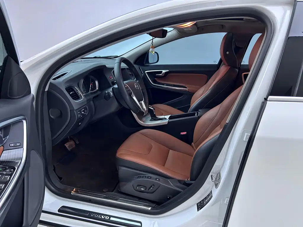 Volvo Volvo S60L T3 2018 - thumbnail 8